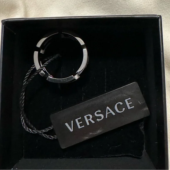 Versace Ring - Picture 2 of 3